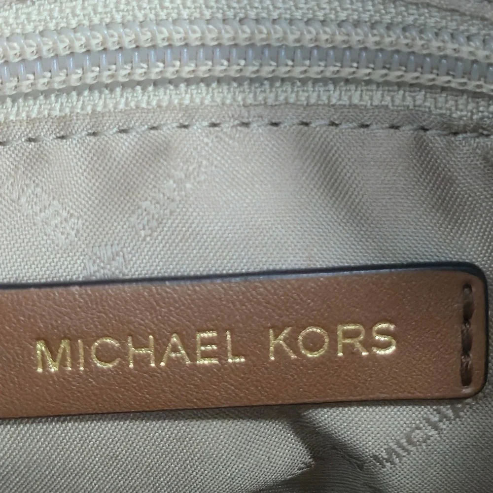 Michael Kors Austen Small Satchel Crossbody Bag 38F1CBAS1B Brown Luggage NICE